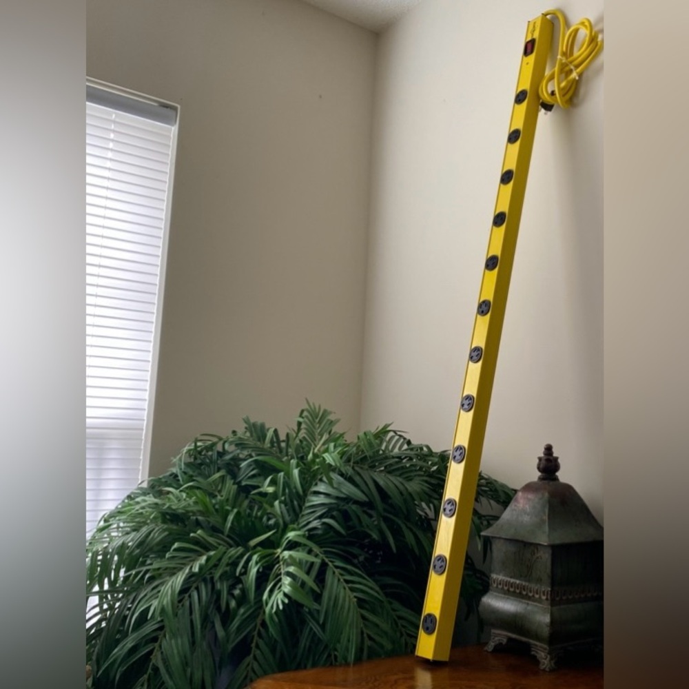 Yellow Jacket PS-122F-4-R3 Heavy Duty 12 Outlet Metal Surge Protector
